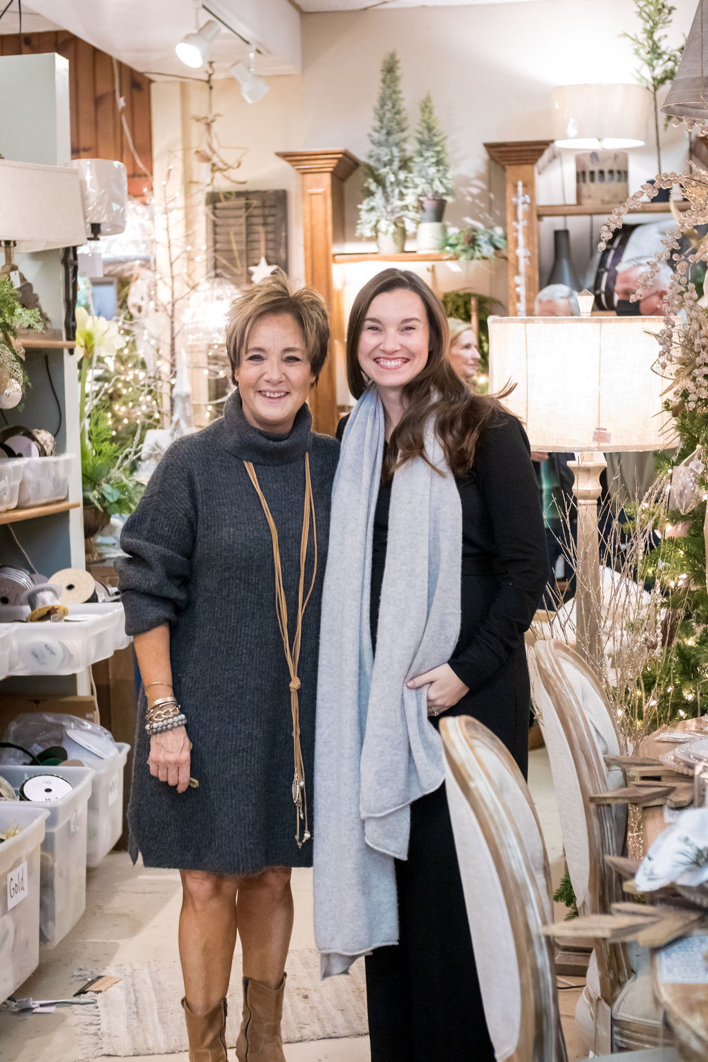 Amy Hayes, Emily Schiller